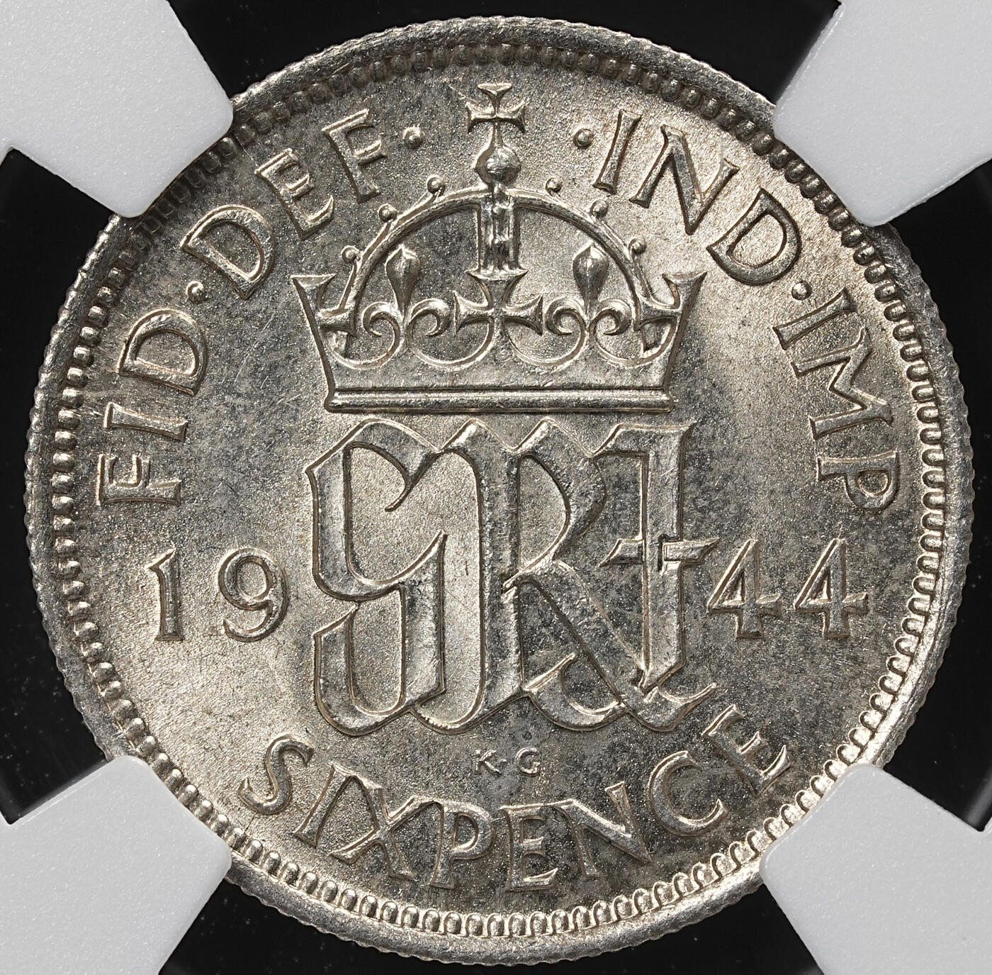 修遠堂世界钱币第九十三期 NGC评级 英国6便士银币两枚