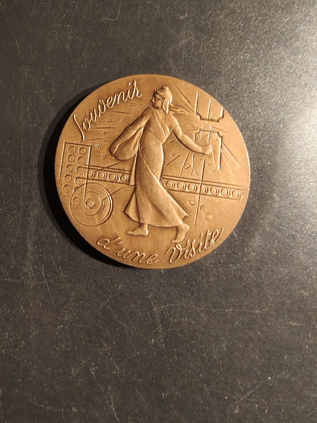 老王徽章第163期 13-15日三场连拍 16日统一发货  13、14日结束后可寄存