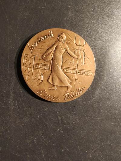 老王徽章第163期 13-15日三场连拍 16日统一发货  13、14日结束后可寄存 - 法国巴黎铸币局佩萨克工厂纪念章     直径41mm.   重量31.2g