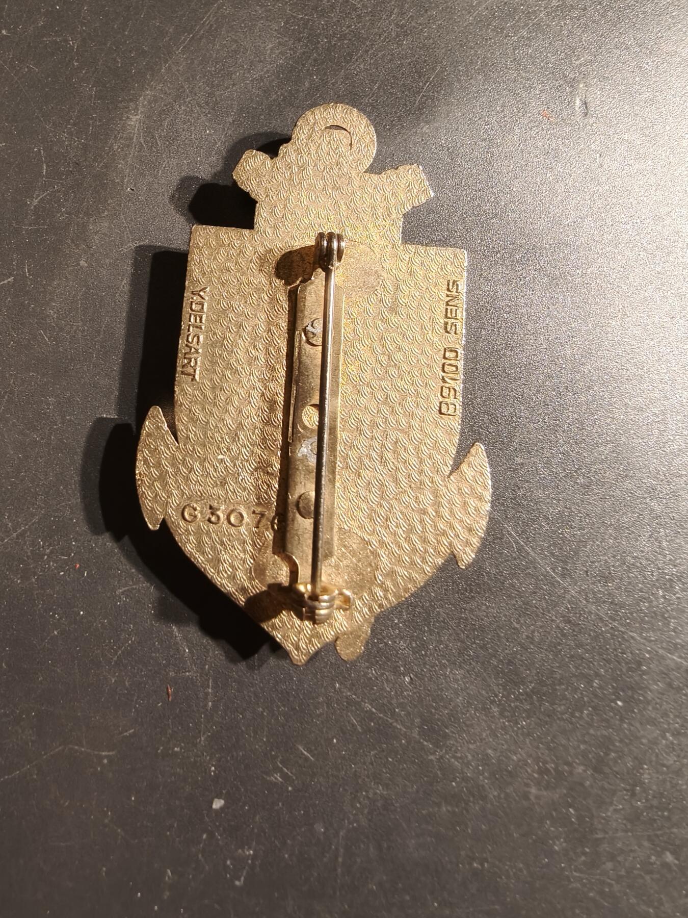 老王徽章第163期 13-15日三场连拍 16日统一发货  13、14日结束后可寄存