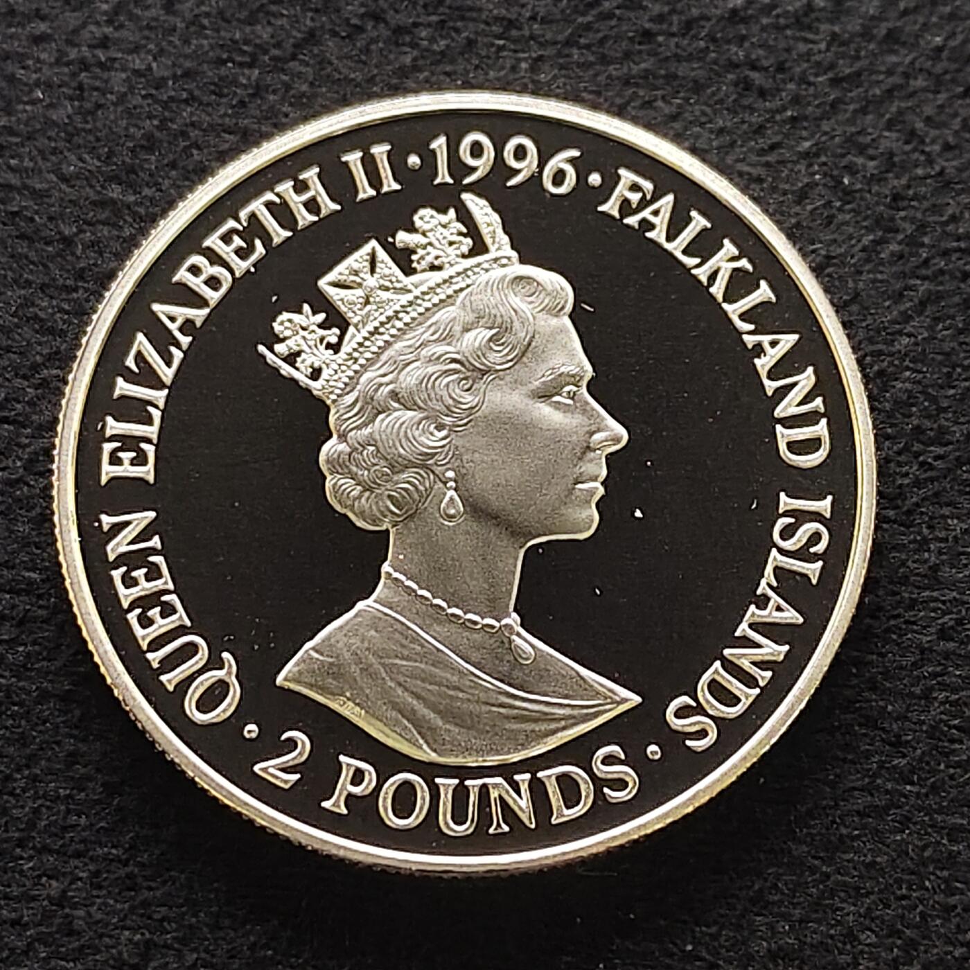 【全场包邮】纯粹捡漏拍477场（免费代拍第14场）调整中 福克兰群岛1996年2镑皇室家族系列爱德华四世精制克朗型纪念银币