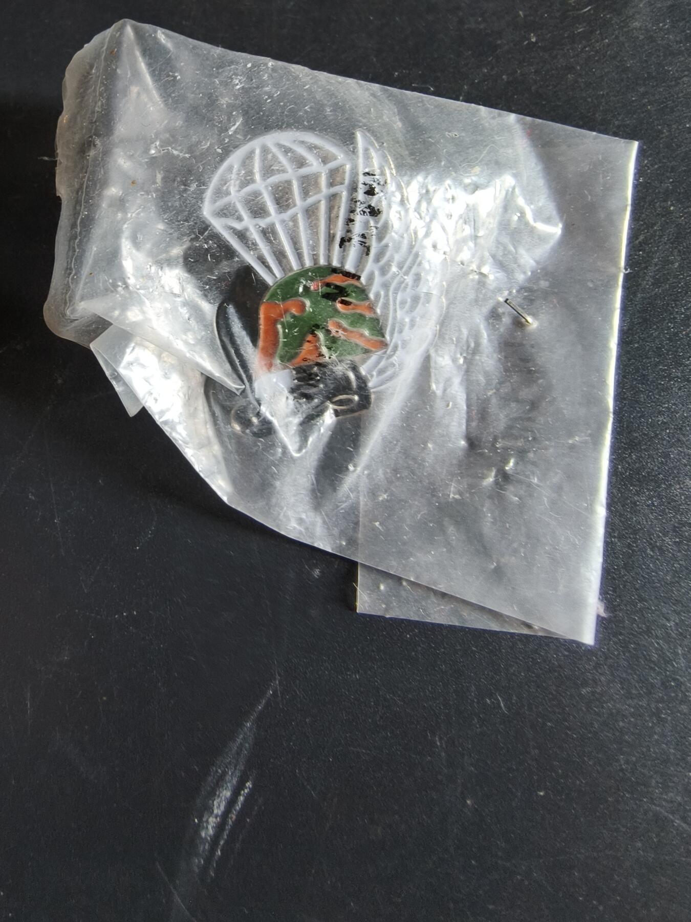 老王徽章第163期 13-15日三场连拍 16日统一发货  13、14日结束后可寄存  美国海军陆战队伞降团徽章