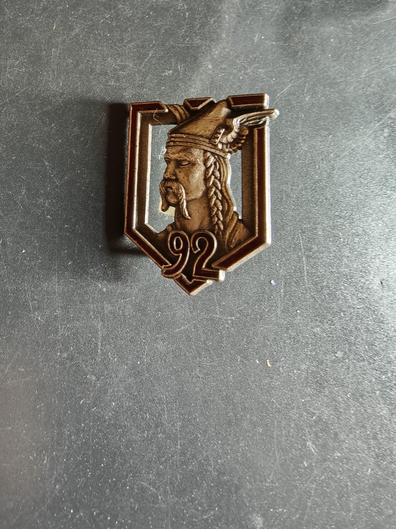 老王徽章第163期 13-15日三场连拍 16日统一发货  13、14日结束后可寄存 法国第92步兵团证章 