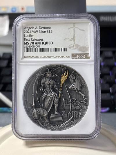 第181期拍卖 - 纽埃2021年天使与魔鬼系列路西法2盎司纪念银币NGC-MS70原盒证书，999银，发行500枚