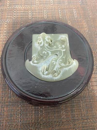 江南站杂项场 - 玉斧