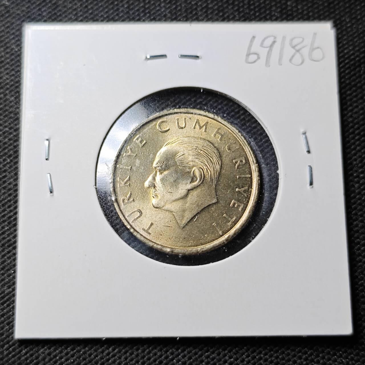 KK钱币收藏小铺  第369场  2月预留时间 周末发货  1998土耳其10BIN里拉 好品