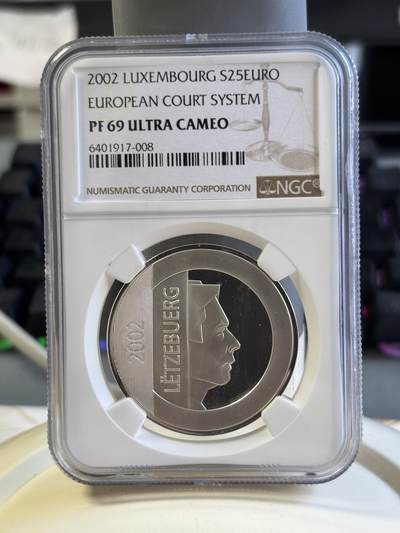 第181期拍卖 - 卢森堡2002年欧洲法院系统50周年正义天平25欧元精制银币NGC-PF69,22.85克，925银