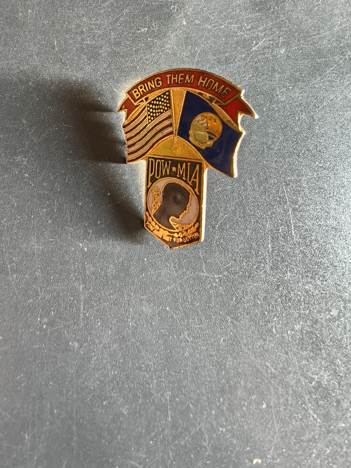 老王徽章第163期 13-15日三场连拍 16日统一发货  13、14日结束后可寄存