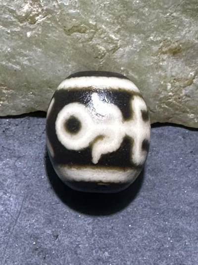 精品藏传贵人天珠一颗 - 精品藏传贵人天珠一颗