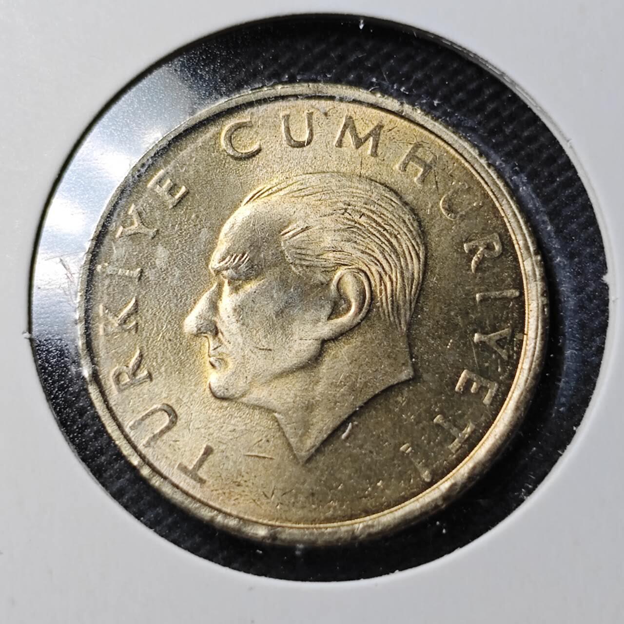 KK钱币收藏小铺  第369场  2月预留时间 周末发货  1998土耳其10BIN里拉 好品