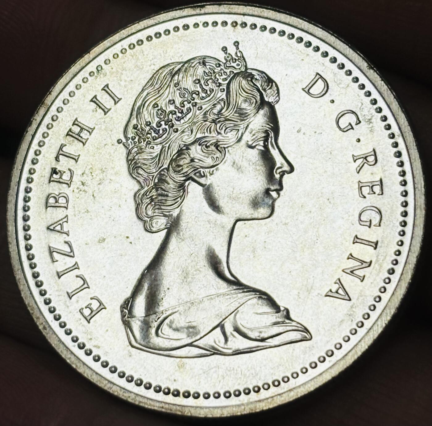 文馨钱币收藏第 281 场，【 长期接收代拍品】银元，银币，套币，纸币专场（本场截拍后休息三天，19 号发货） 全新原光 1975 年加拿大 1 元纪念银币，卡尔加里成立 100 周年