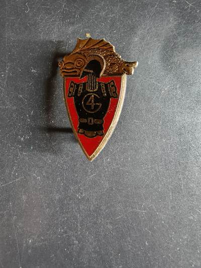 老王徽章第163期 13-15日三场连拍 16日统一发货  13、14日结束后可寄存 -  法国第4工兵团证章