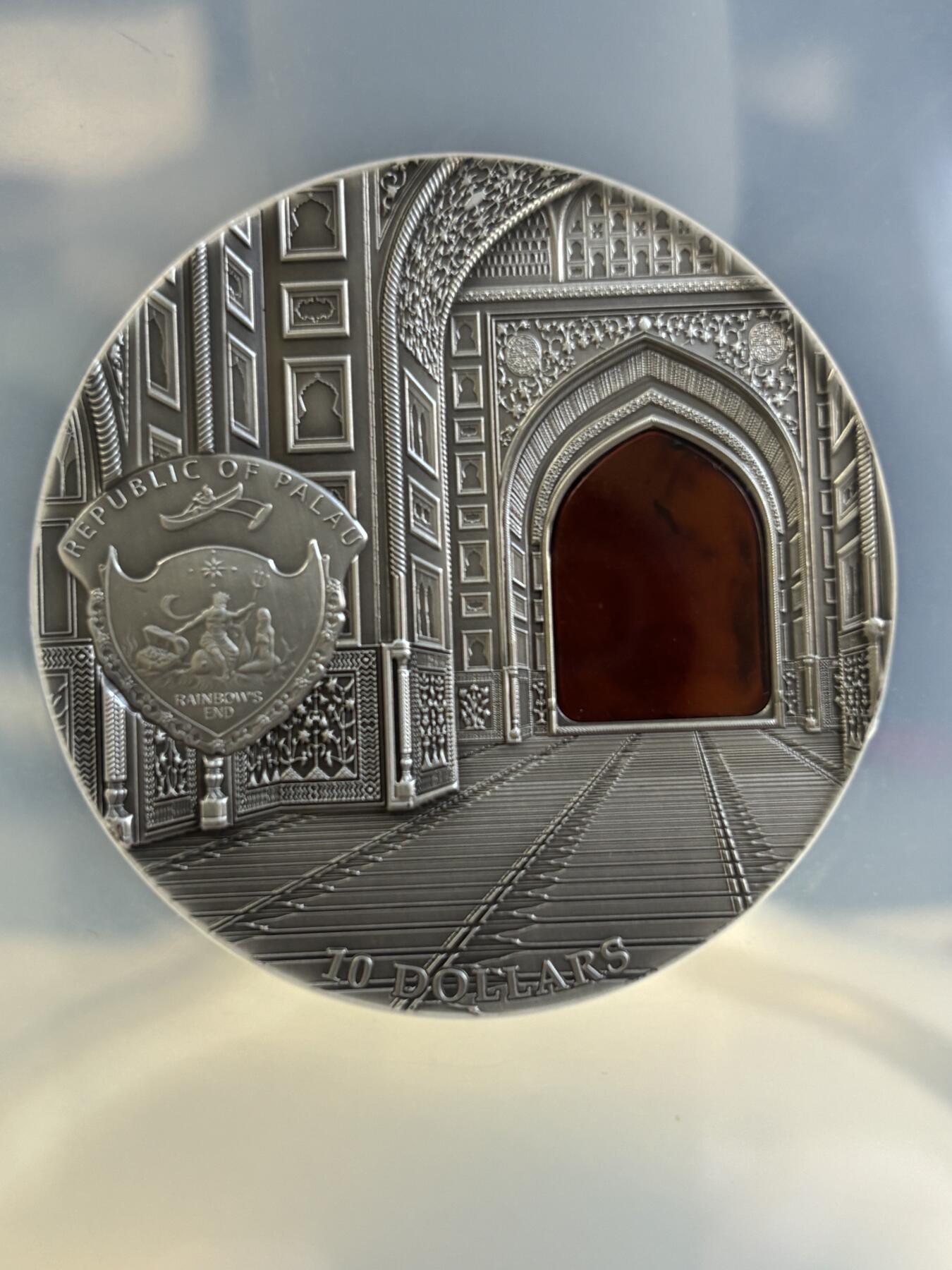 第181期拍卖 帕劳 2014年 琥珀古典建筑(6) 印度泰姬陵 NGC-MS70 银币带原证书，2盎司，999银，发行999枚
