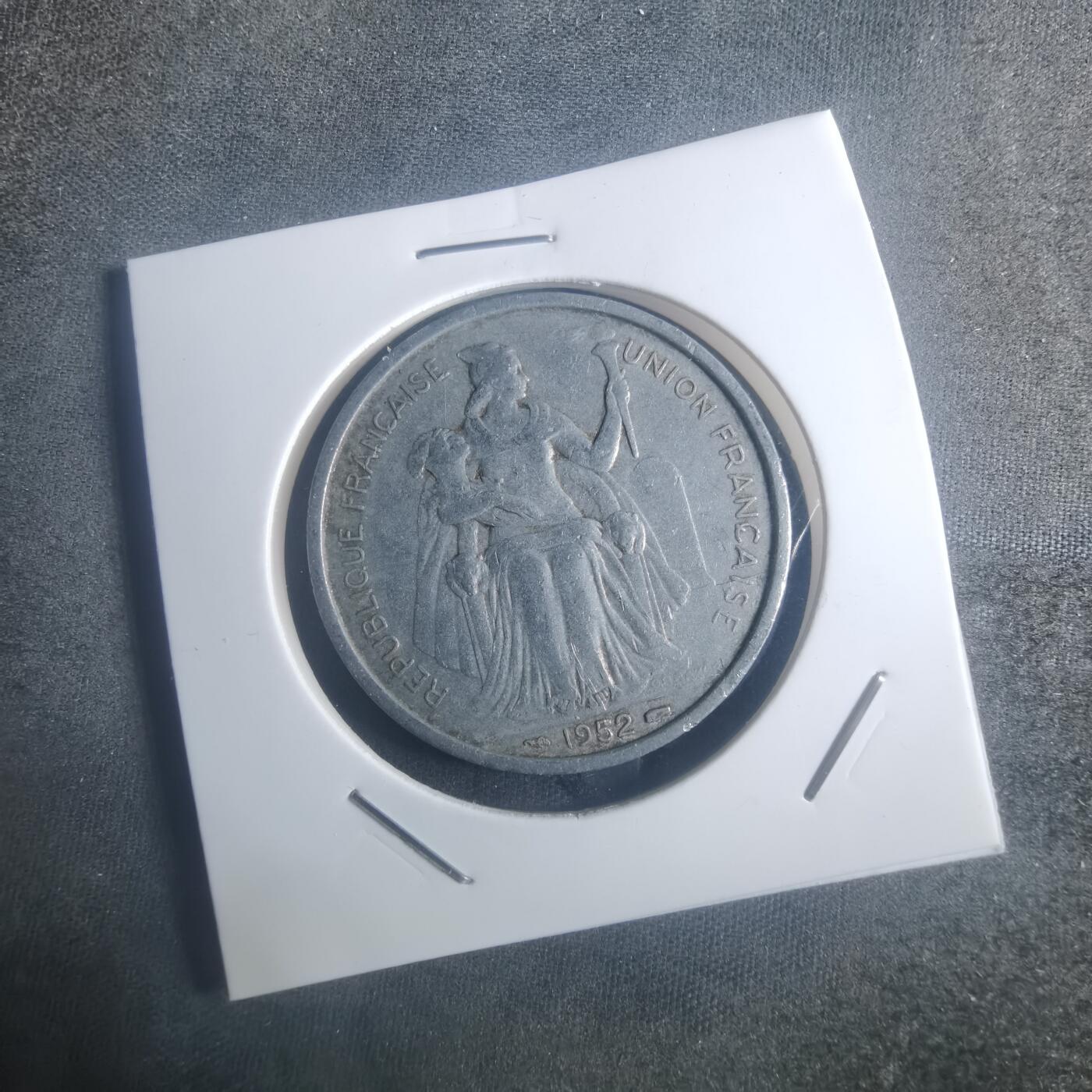 沼泽如烟--第900场 法属大洋洲1952年5法郎