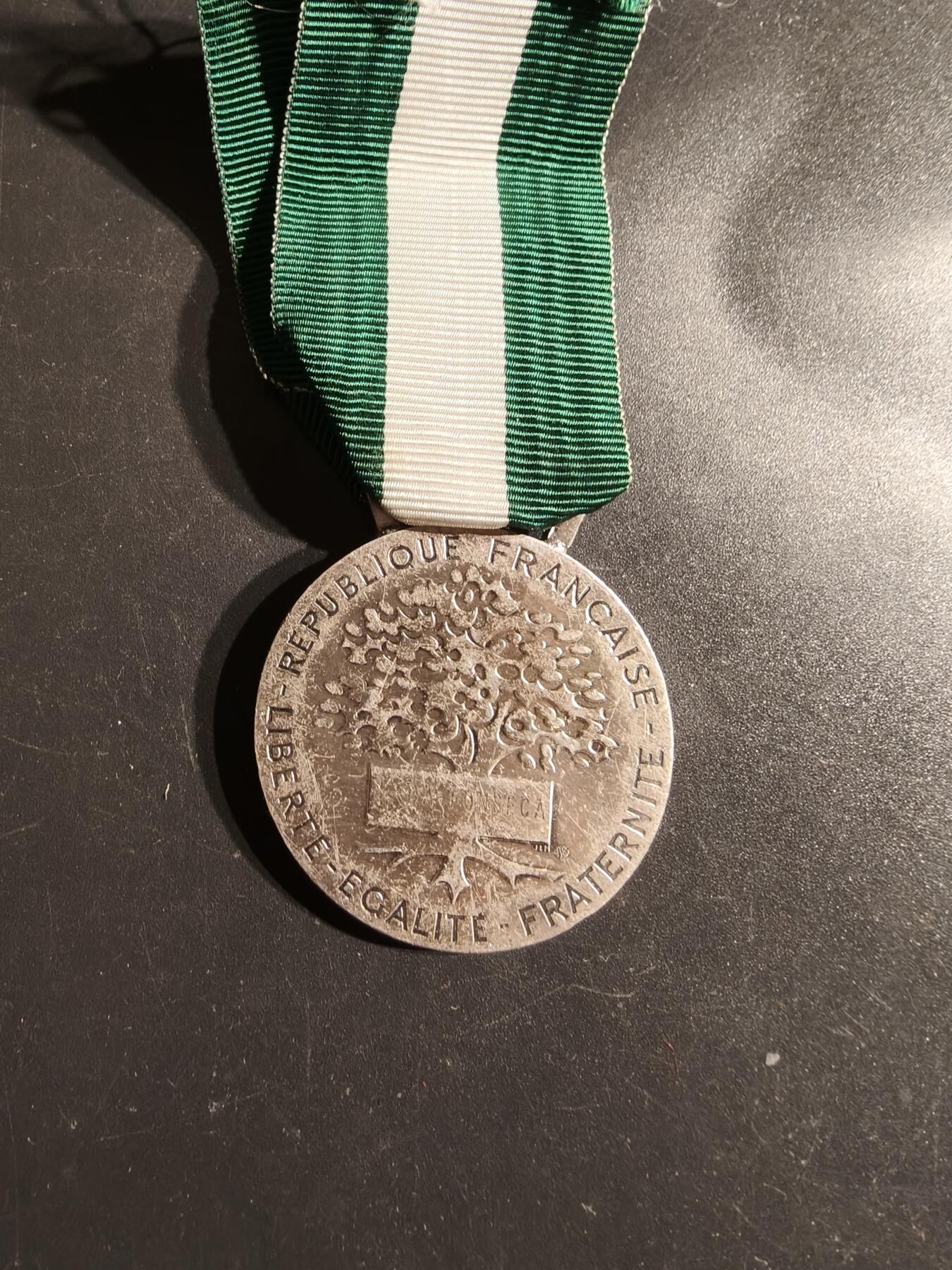 老王徽章第163期 13-15日三场连拍 16日统一发货  13、14日结束后可寄存