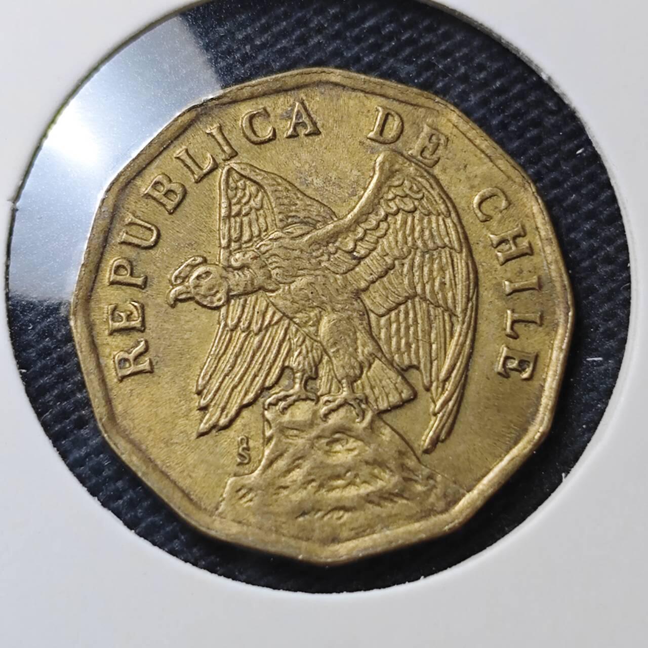 KK钱币收藏小铺  第370场  2月预留时间 周末发货  1975智利10分铜币 铜版不多见