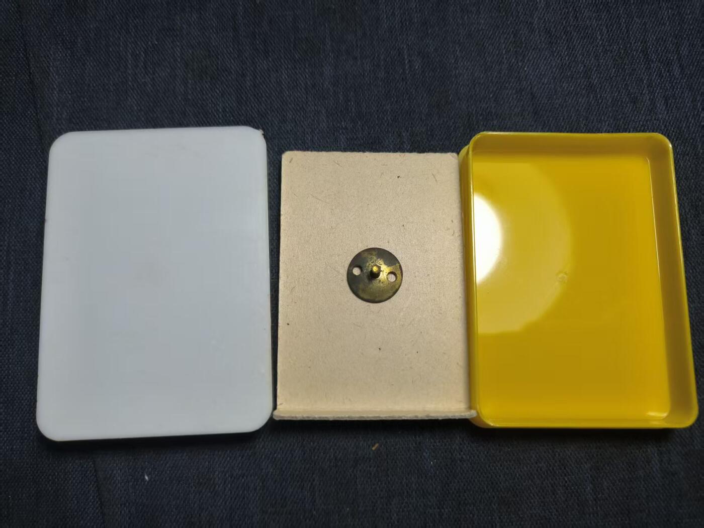 罗岚⭐爱藏⭐精品专拍第七场-分享拍场赚佣（周六有群拍，详细看简介） 民主德国内务部高等警官学院校徽 带原盒