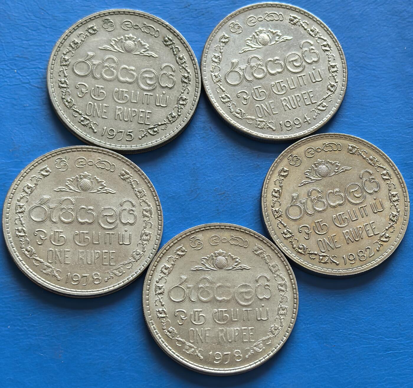 外国优质老铜币银币，周六九点倒数截拍，满百包邮，可寄存半年，喜欢朋友微信扫描二维码可直接参拍