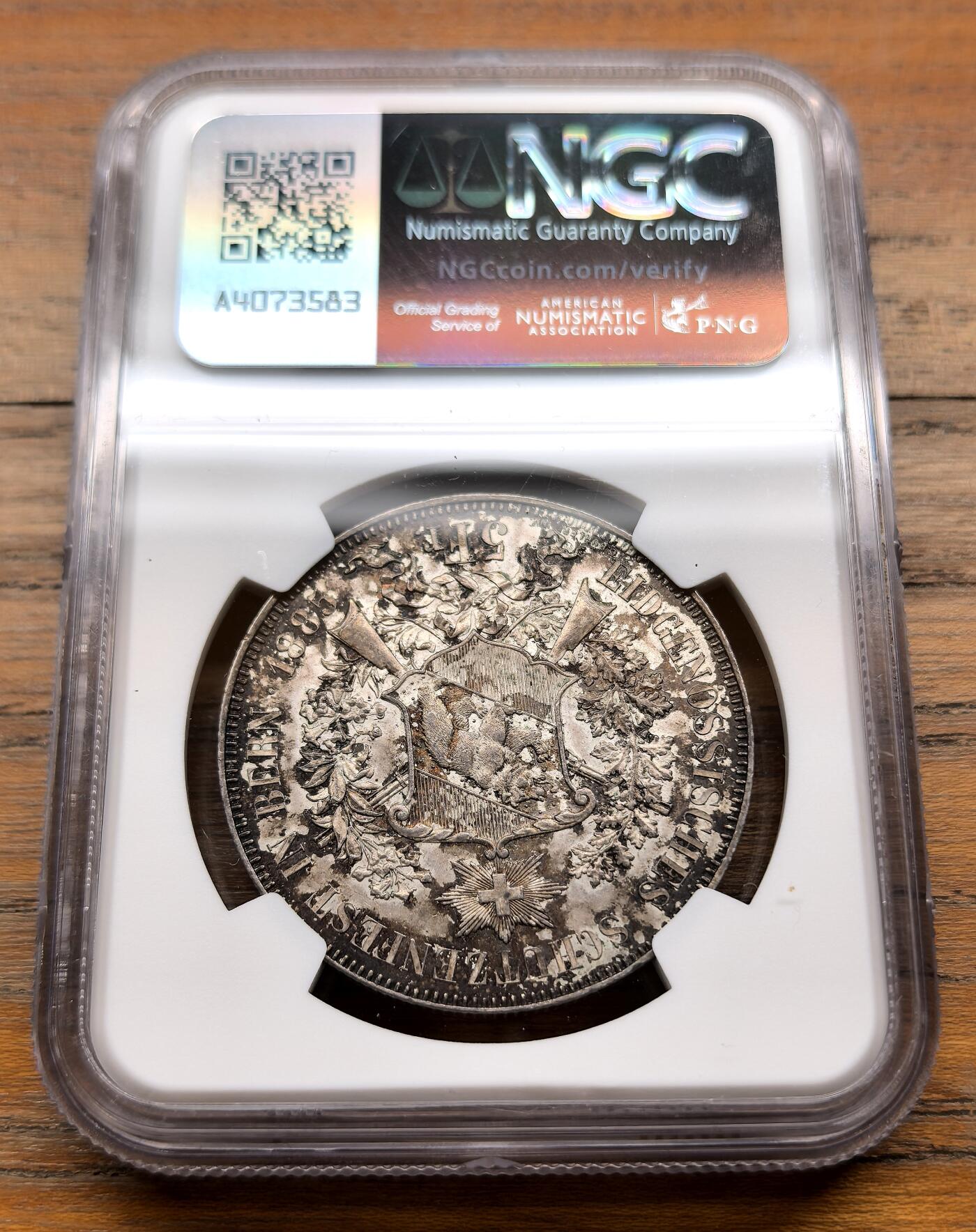 泉海漫舟·凡希社世界钱币微拍第三百十四期 1885瑞士伯尔尼射击节5Fr大银NGC-MS61，美女与野兽！