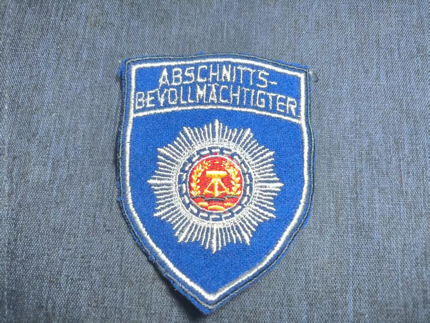 罗岚⭐爱藏⭐精品专拍第七场-分享拍场赚佣（周六有群拍，详细看简介） 民主德国民防部分“区段全权总队代表”臂章（对标人民军上校/少将级别）早期版本呢质刺绣