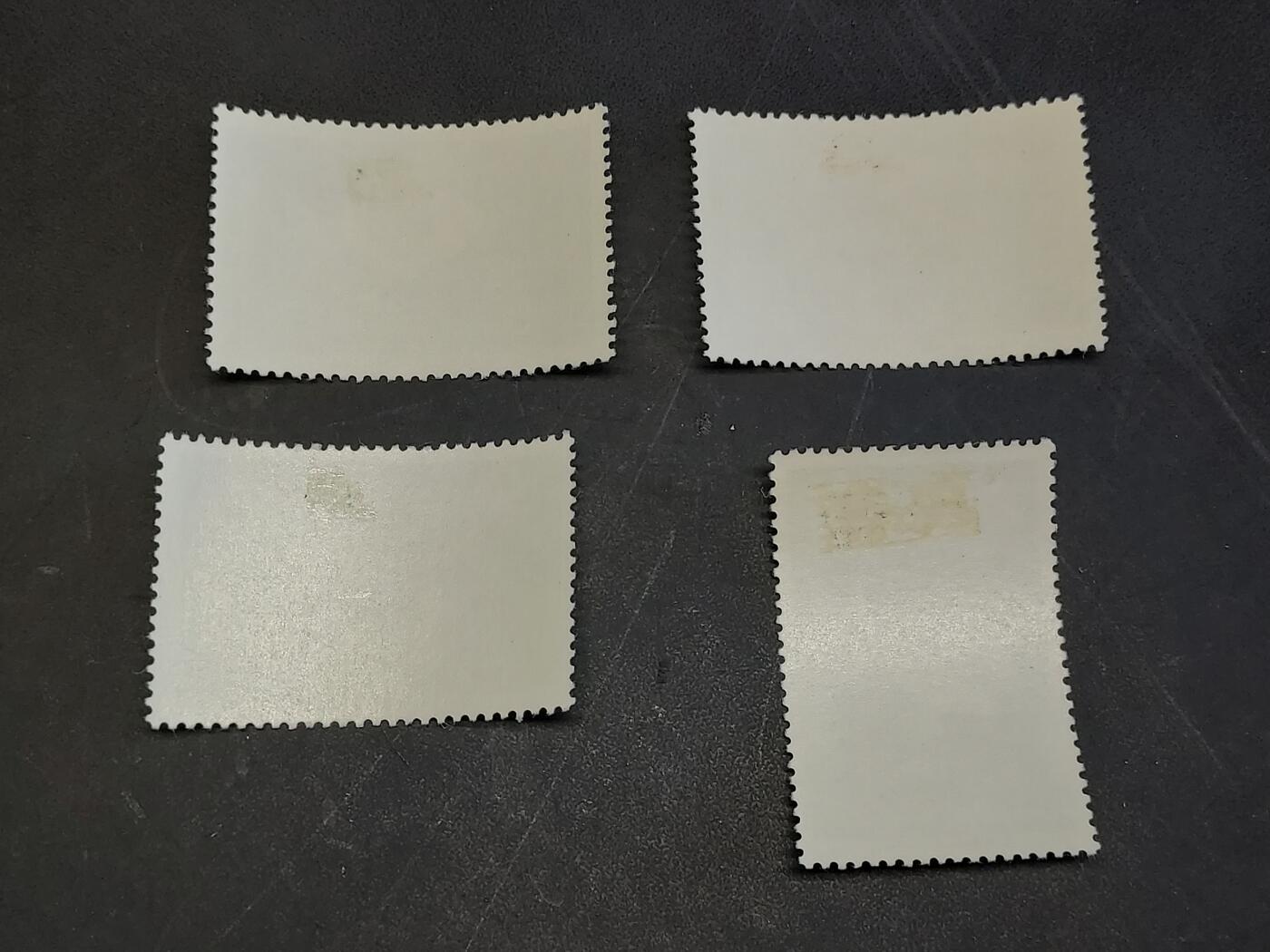 博彦收藏  11月17日 8点 邮票专场 台湾 鱼类 背贴 上品