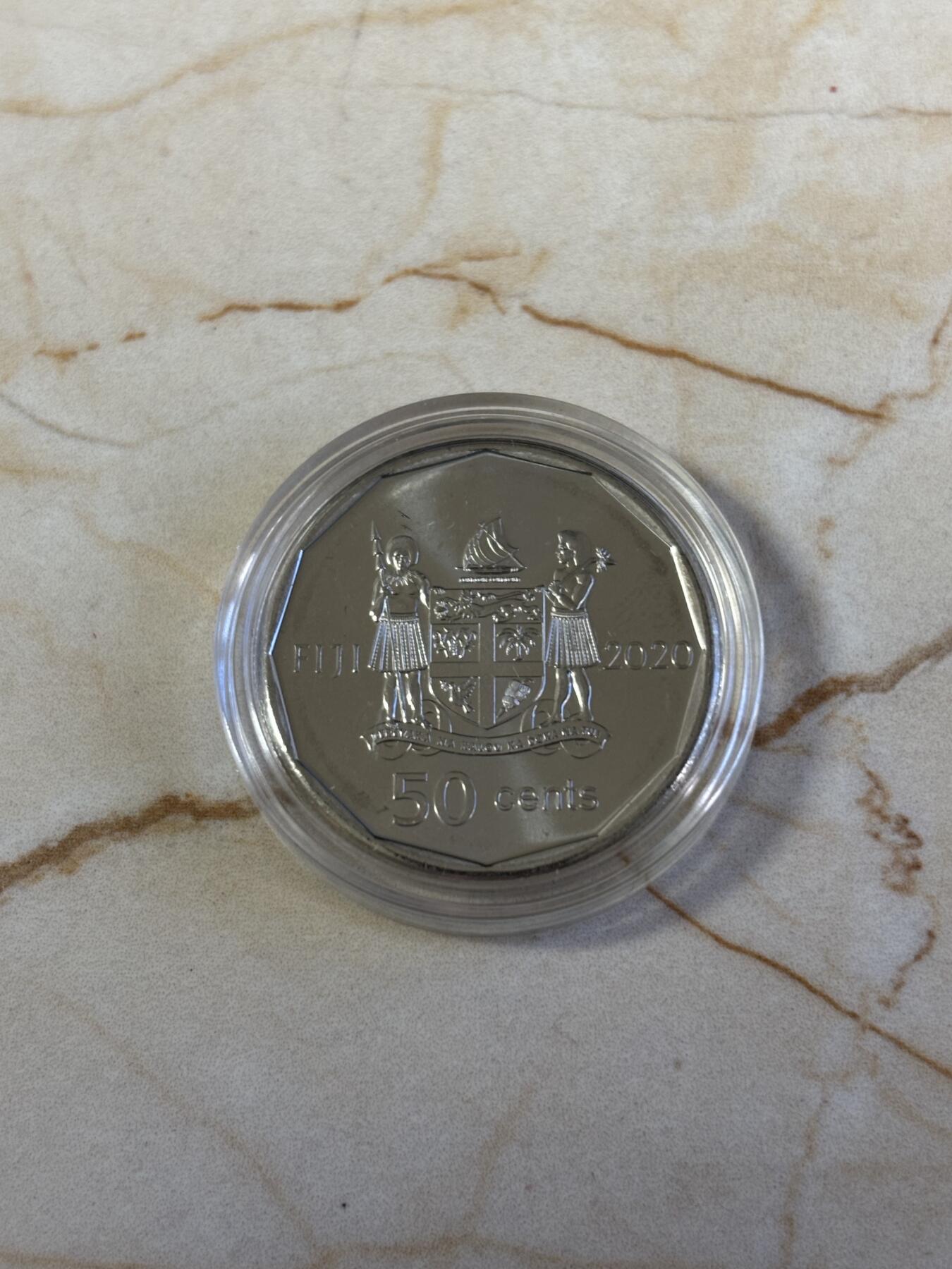 第181期拍卖 斐济2020年独立50周年50分彩色纪念币