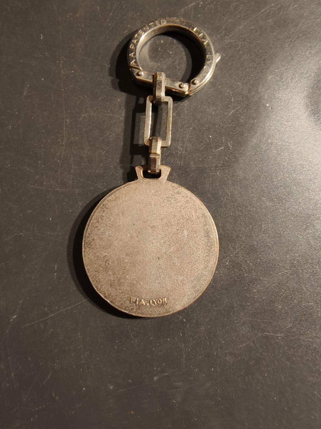 老王徽章第163期 13-15日三场连拍 16日统一发货  13、14日结束后可寄存  法国外籍军团成立150周年钥匙扣