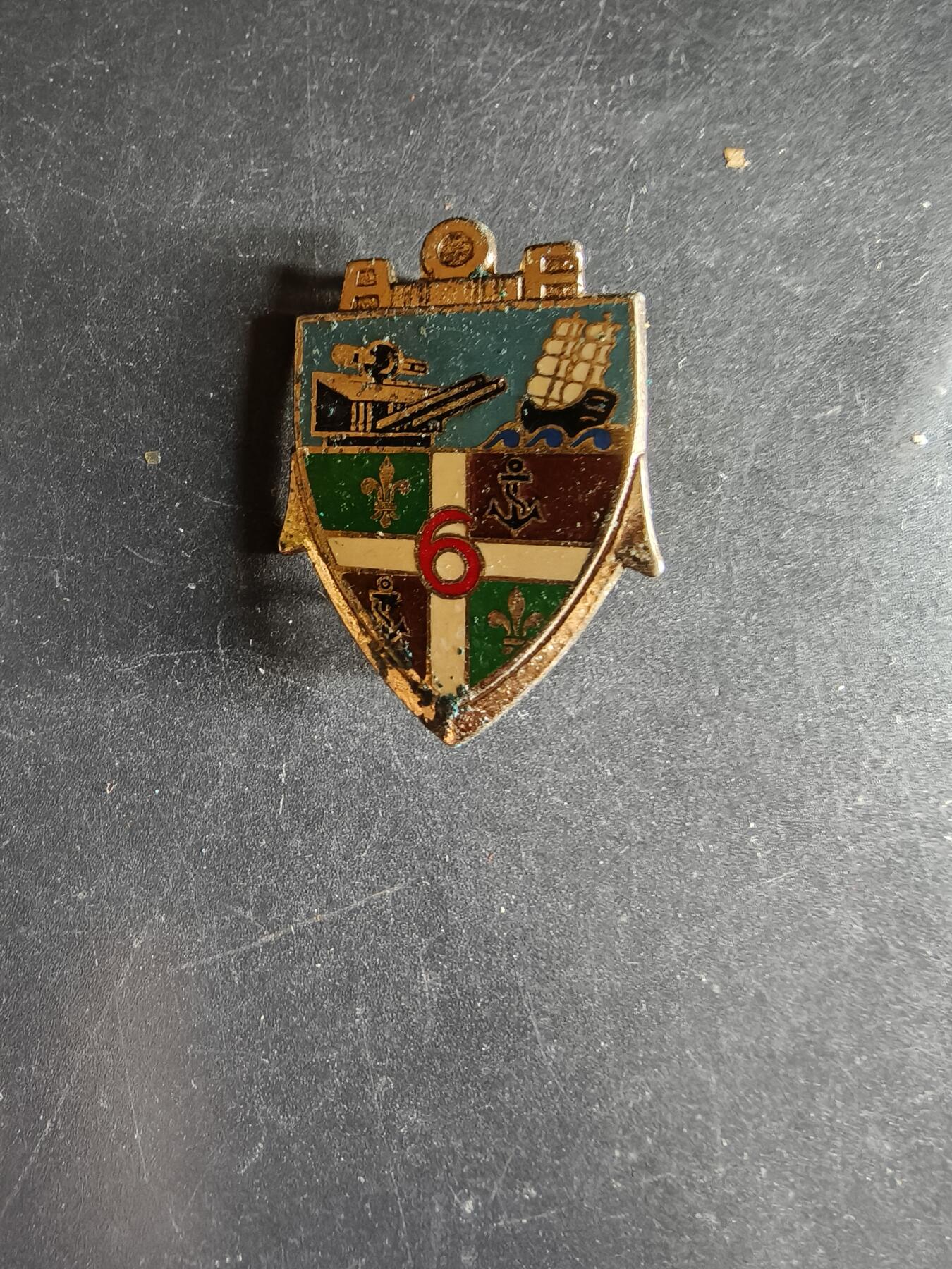 老王徽章第163期 13-15日三场连拍 16日统一发货  13、14日结束后可寄存  法国海军陆战队第6步兵团证章