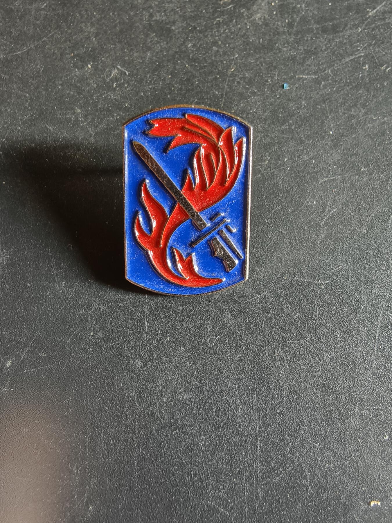 老王徽章第163期 13-15日三场连拍 16日统一发货  13、14日结束后可寄存