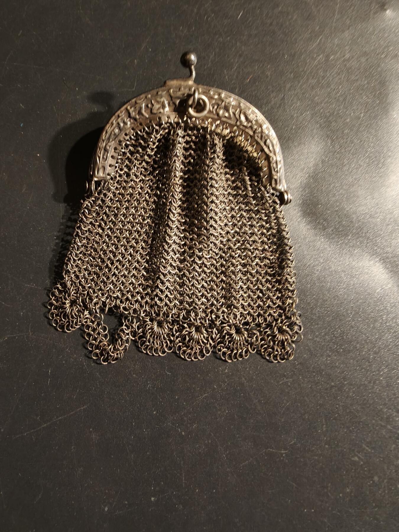 老王徽章第163期 13-15日三场连拍 16日统一发货  13、14日结束后可寄存