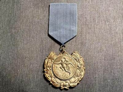 罗岚⭐爱藏⭐精品专拍第七场-分享拍场赚佣（周六有群拍，详细看简介） - 匈牙利人民共和国体能竞赛优胜奖章—早期1958第四届全国学生体育锦标赛奖章