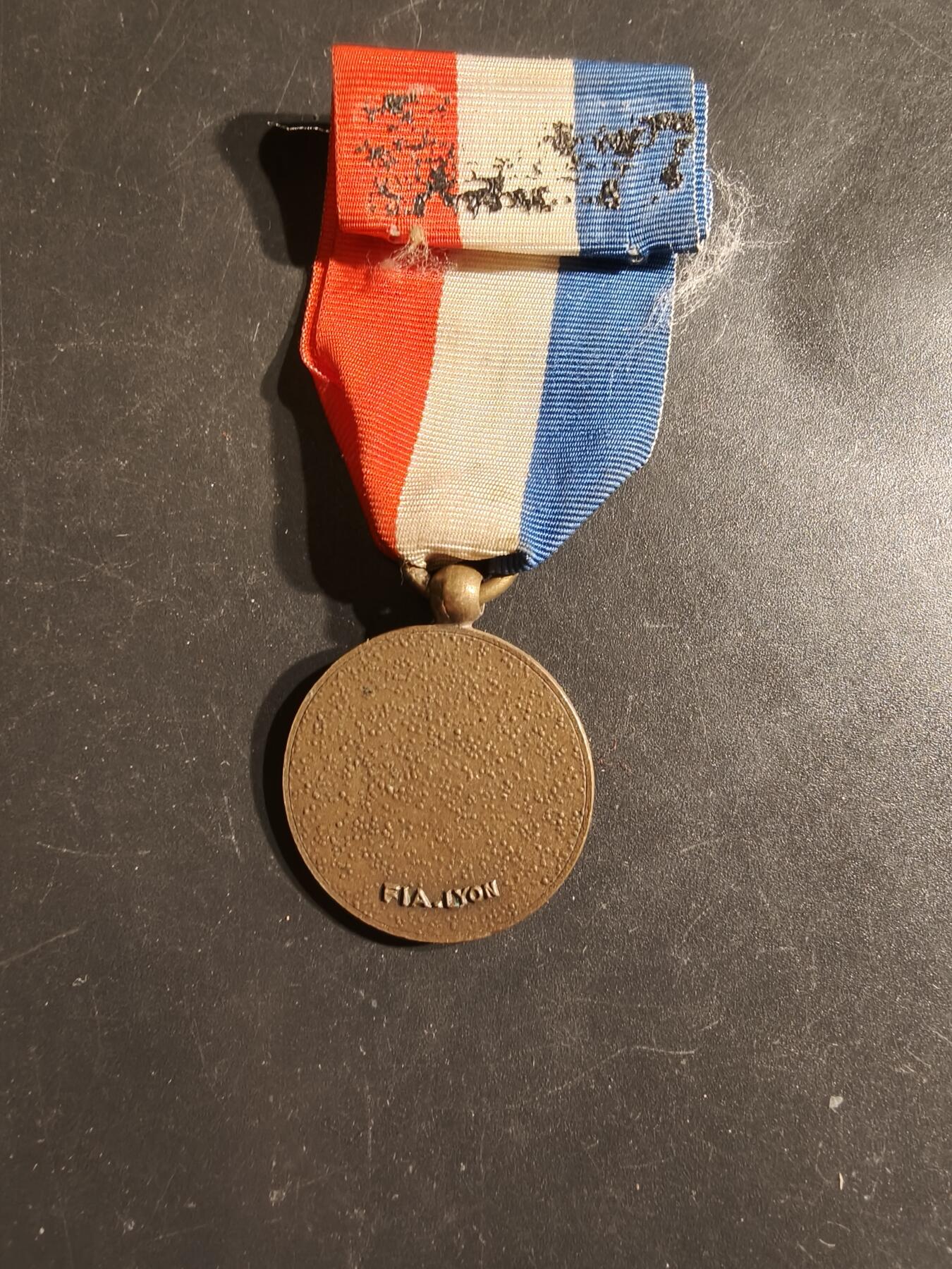 老王徽章第163期 13-15日三场连拍 16日统一发货  13、14日结束后可寄存