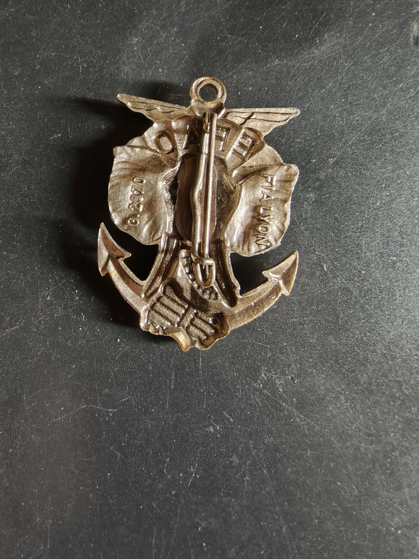 老王徽章第163期 13-15日三场连拍 16日统一发货  13、14日结束后可寄存