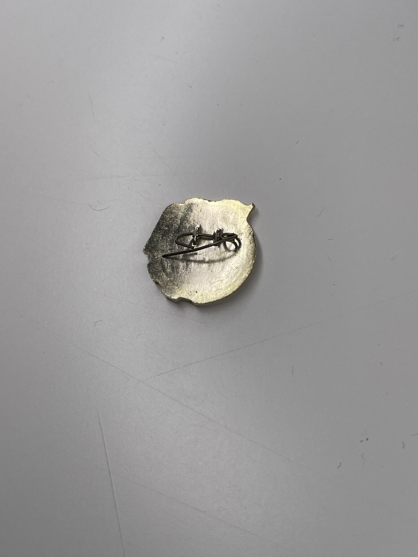 新时代收藏徽章红藏拍卖(第二十八场)  徽章纸品证书杂项 70年代铝团徽