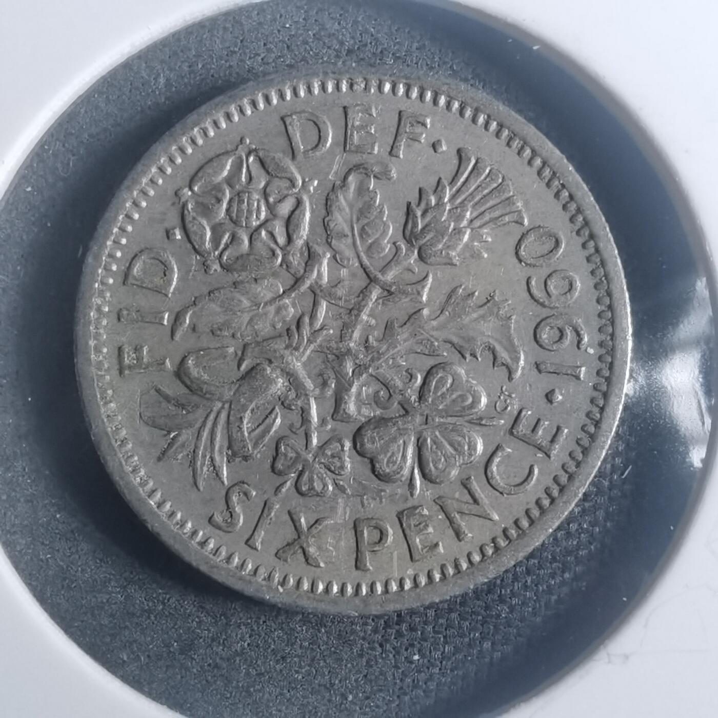 沼泽如烟--第900场 英国1960年六便士