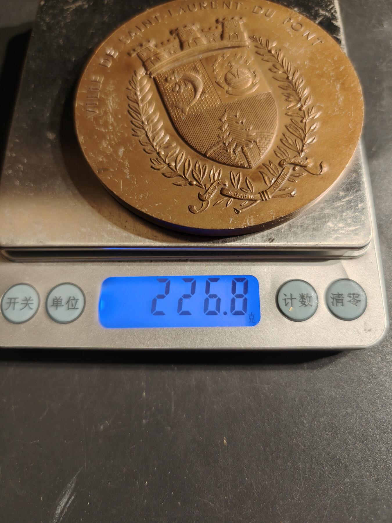 老王徽章第163期 13-15日三场连拍 16日统一发货  13、14日结束后可寄存