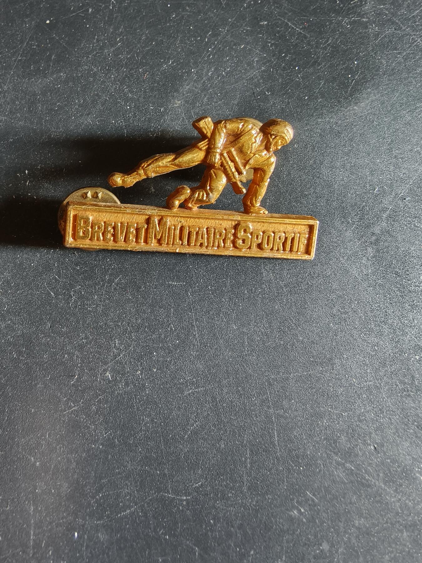 老王徽章第163期 13-15日三场连拍 16日统一发货  13、14日结束后可寄存