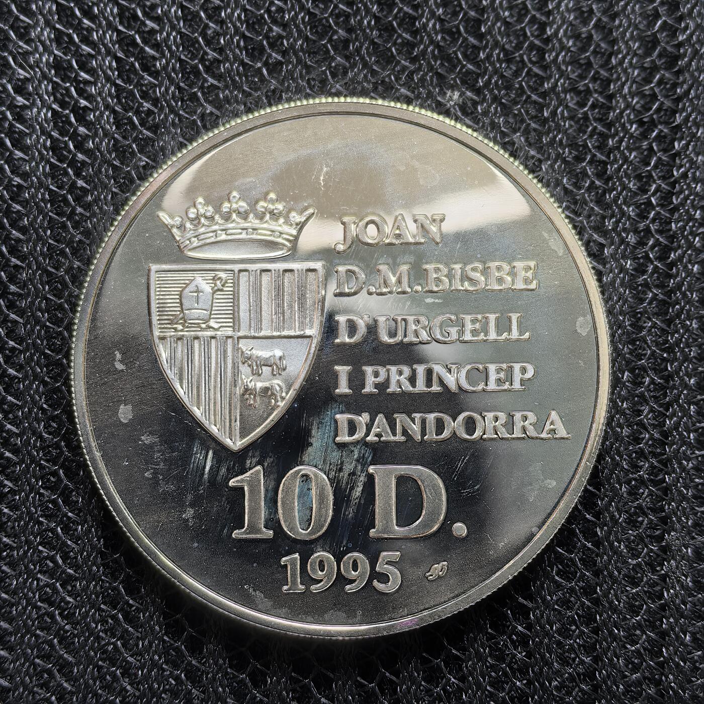 道一币馆币章第一百五十四场 安道尔1995年欧洲灰狼10第纳尔精制银币  31.47g 925S 20000