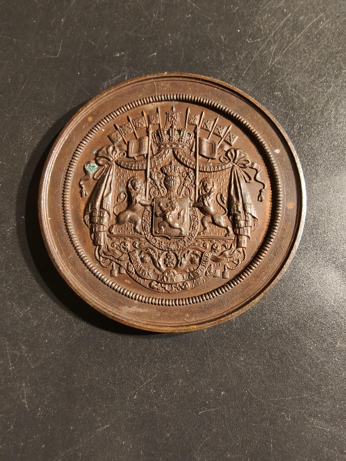 老王徽章第163期 13-15日三场连拍 16日统一发货  13、14日结束后可寄存