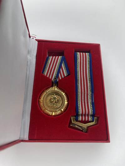 新时代收藏徽章红藏拍卖(第二十八场)  徽章纸品证书杂项 - 少见 保安三等功奖章 正规奖章 有获得者