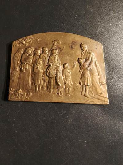 老王徽章第163期 13-15日三场连拍 16日统一发货  13、14日结束后可寄存 - 法国一战感恩方形大铜章    尺寸68×54mm.    重量101.7g