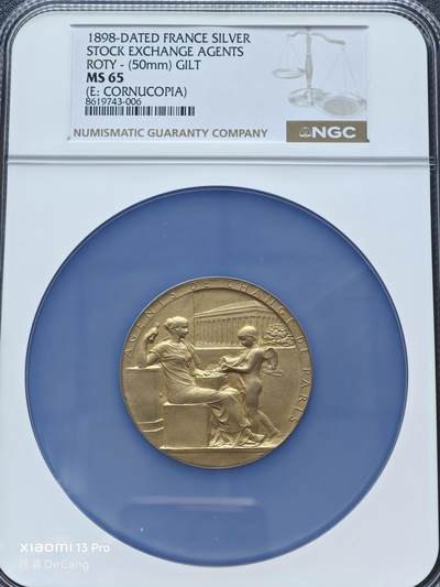 【德藏】世界币章拍卖第153期（拍品征集中~欢迎藏友联系） - 1898年 法国证券交易所代理人镀金50mm纪念大银章 名家罗蒂作品 NGC MS65 磨砂质感 金水十足 人物刻画传神 大盒封装