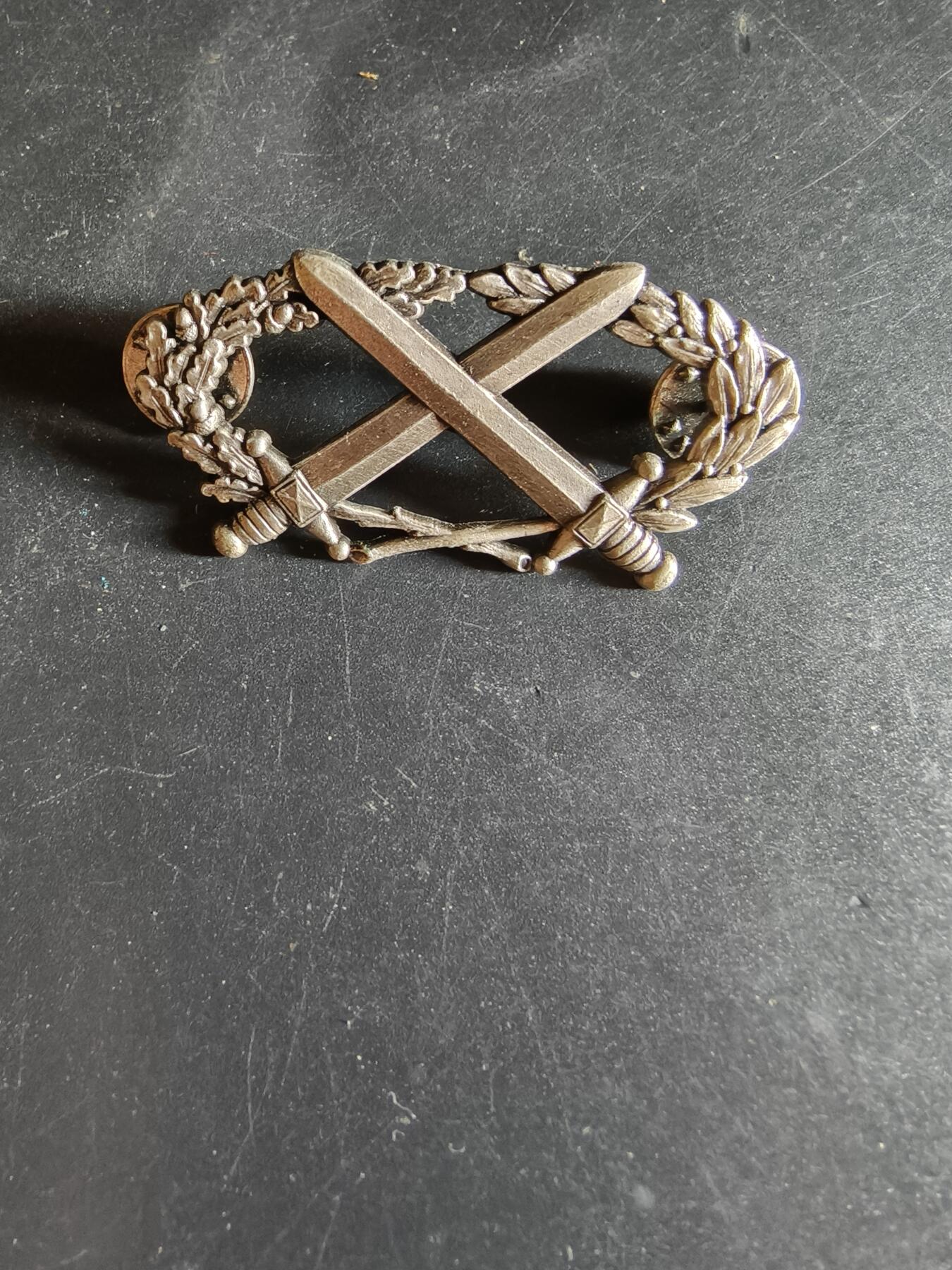 老王徽章第163期 13-15日三场连拍 16日统一发货  13、14日结束后可寄存