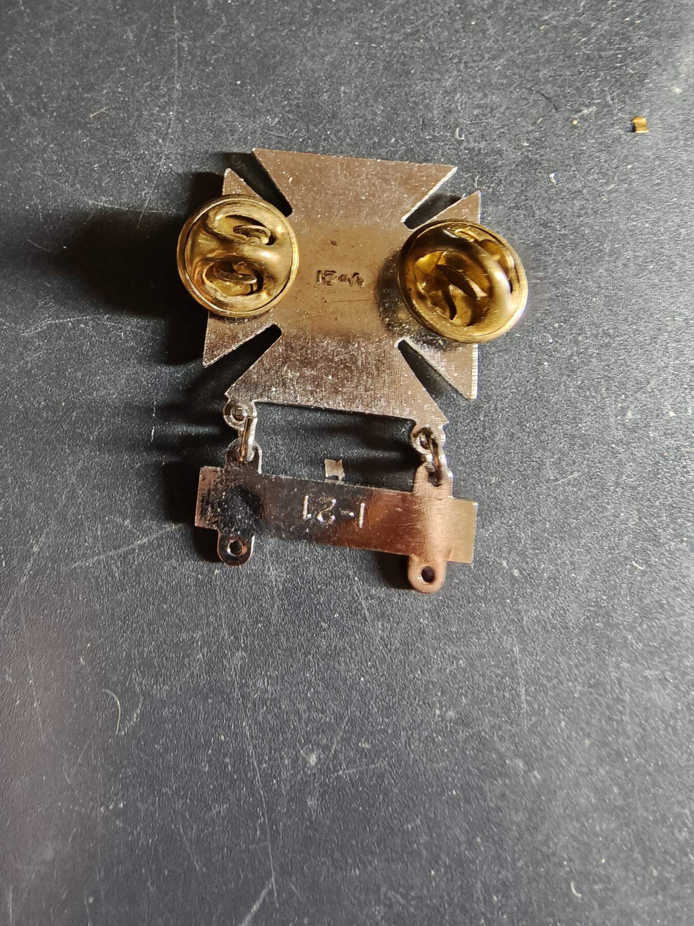 老王徽章第163期 13-15日三场连拍 16日统一发货  13、14日结束后可寄存 美国神射手技能章     步枪勋条