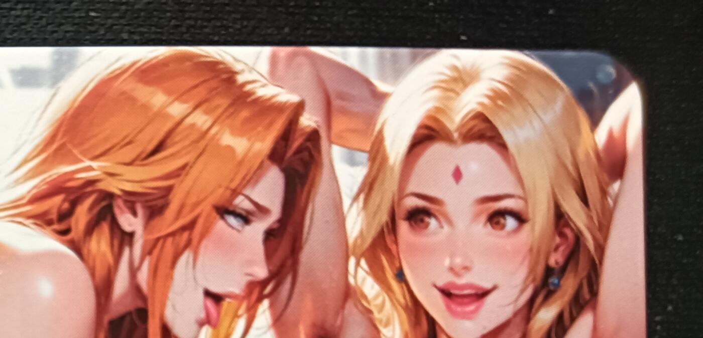 花开卡拍第53期（12月28号周日截拍，品控勿拍!!!拍品不寄存，运费5元，自制卡难免瑕疵，可能存在轻微撞角爆边等出厂瑕疵，品控介意勿拍！） 皇帝的新衣艺术卡 松本乱菊纲手双人 彩闪1张