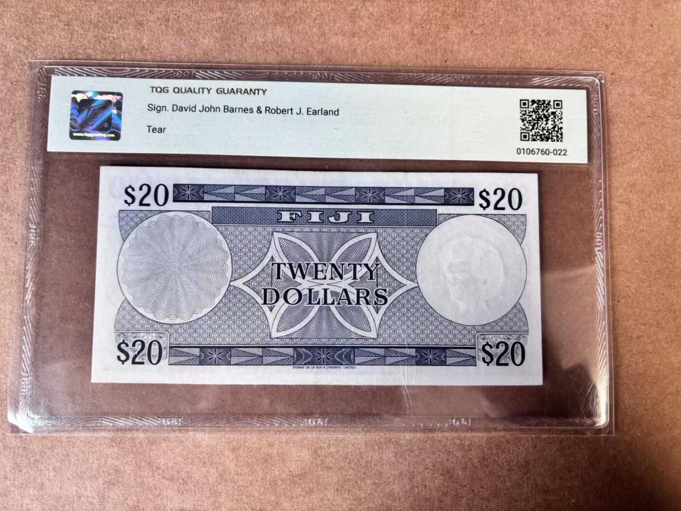 【Blue Auction】世界纸币精拍第750期——18级TOP拍卖/信誉/品质/专业/高效💫 【A冠无47】斐济1974年20元 戎装女王 TQG45