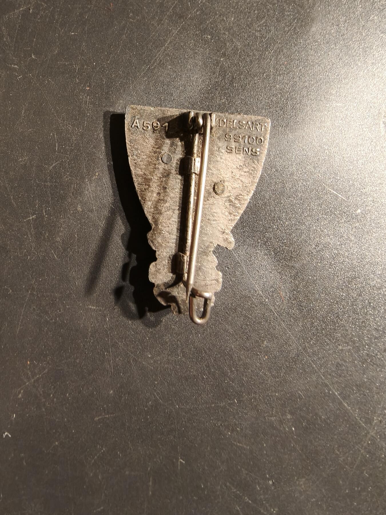 老王徽章第163期 13-15日三场连拍 16日统一发货  13、14日结束后可寄存  法国空军第726航空基地证章