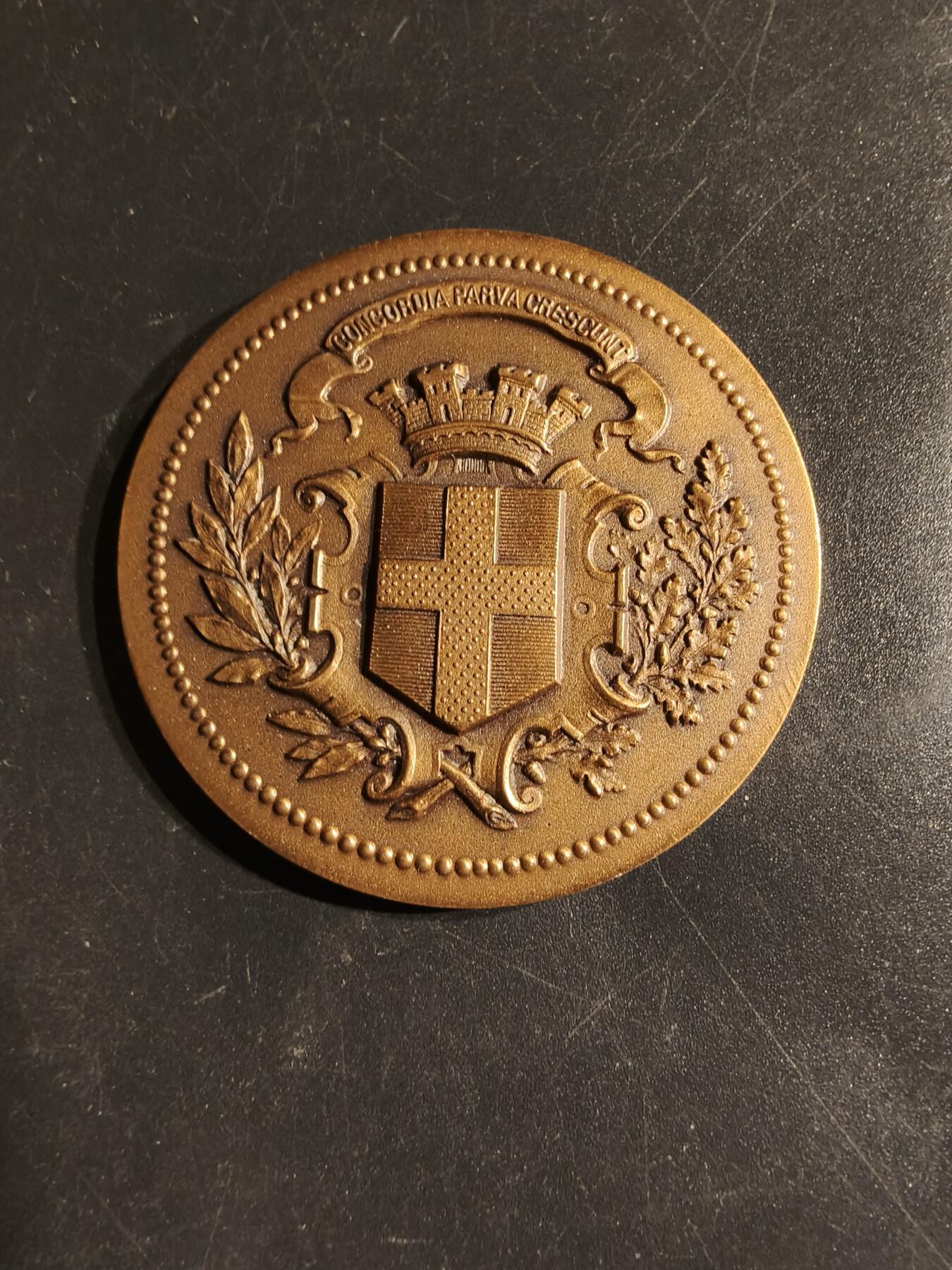 老王徽章第163期 13-15日三场连拍 16日统一发货  13、14日结束后可寄存