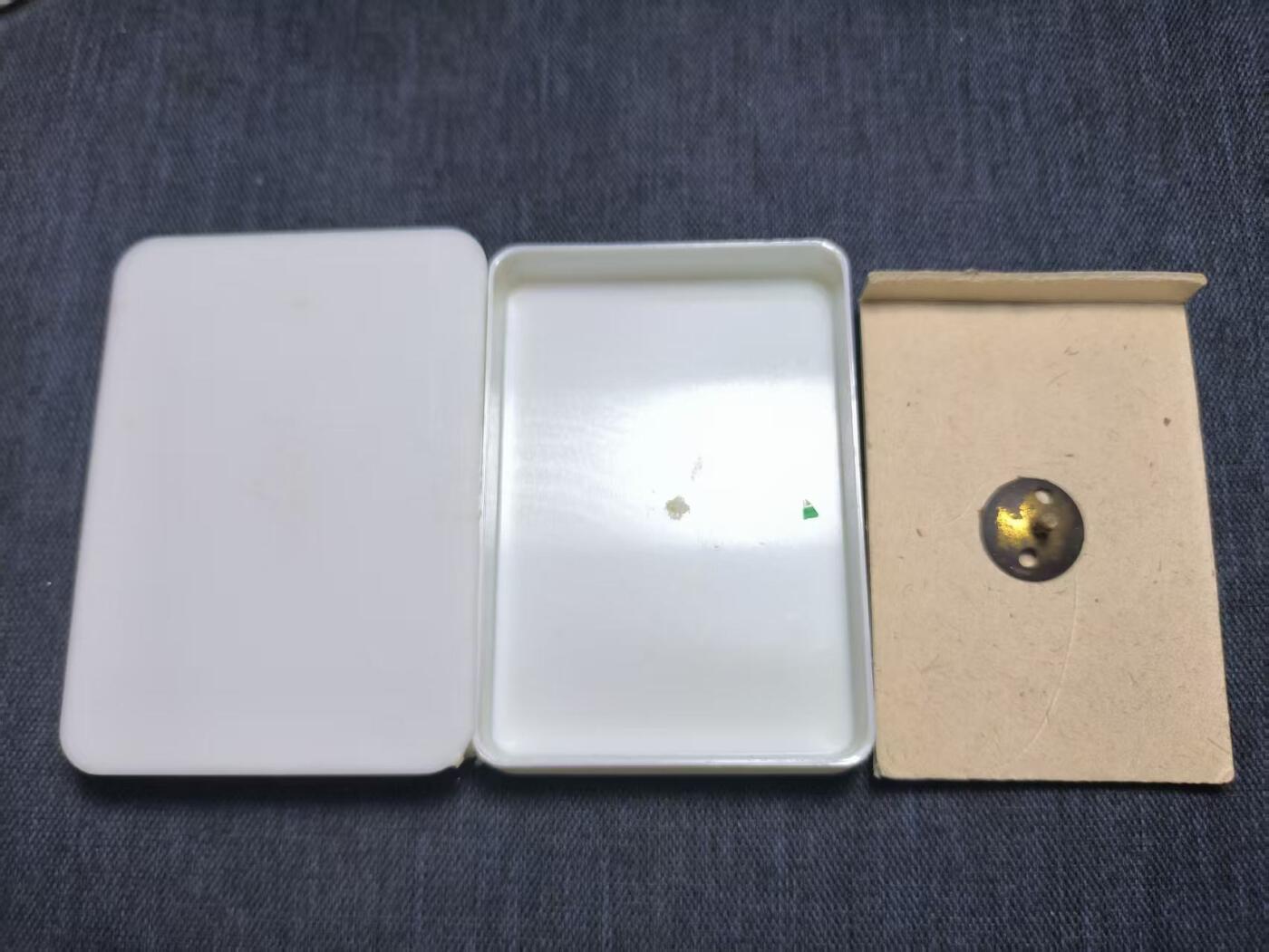 罗岚⭐爱藏⭐精品专拍第七场-分享拍场赚佣（周六有群拍，详细看简介） 民主德国内务部高等警官学院校徽 带原盒