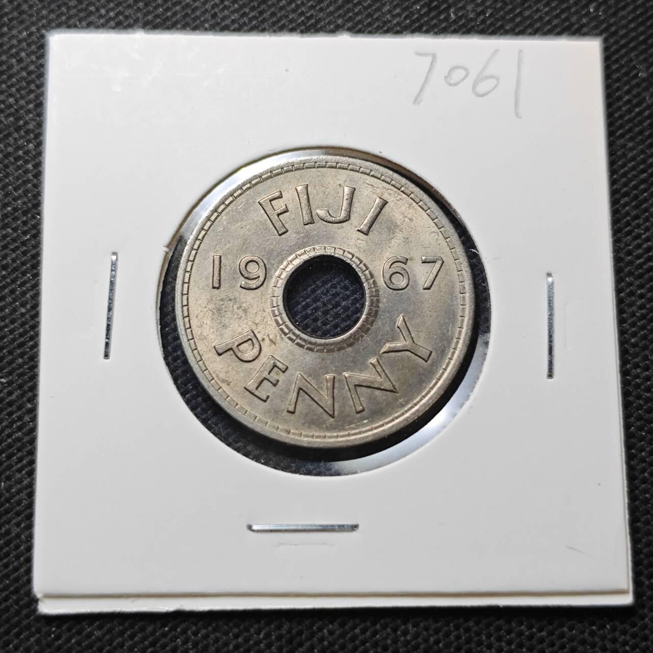 KK钱币收藏小铺  第370场  2月预留时间 周末发货  1967斐济1便士 品不错